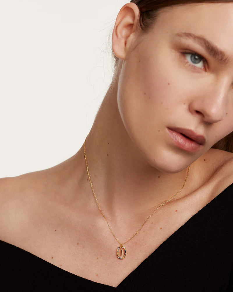 Collana con lettera I