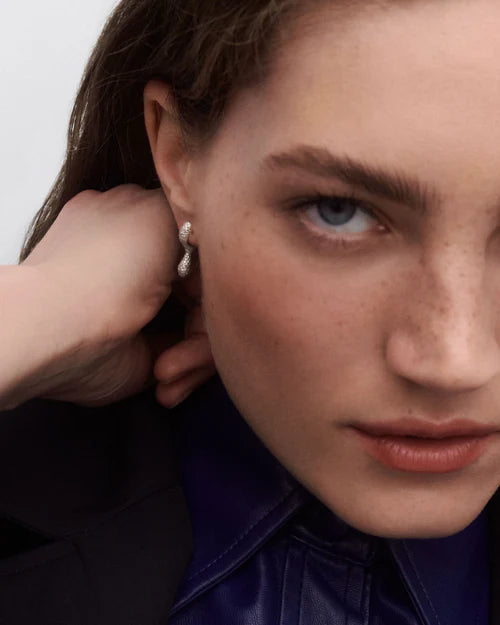 
                  
                    Orecchini PDPaola Twist AR01-D25-U
                  
                