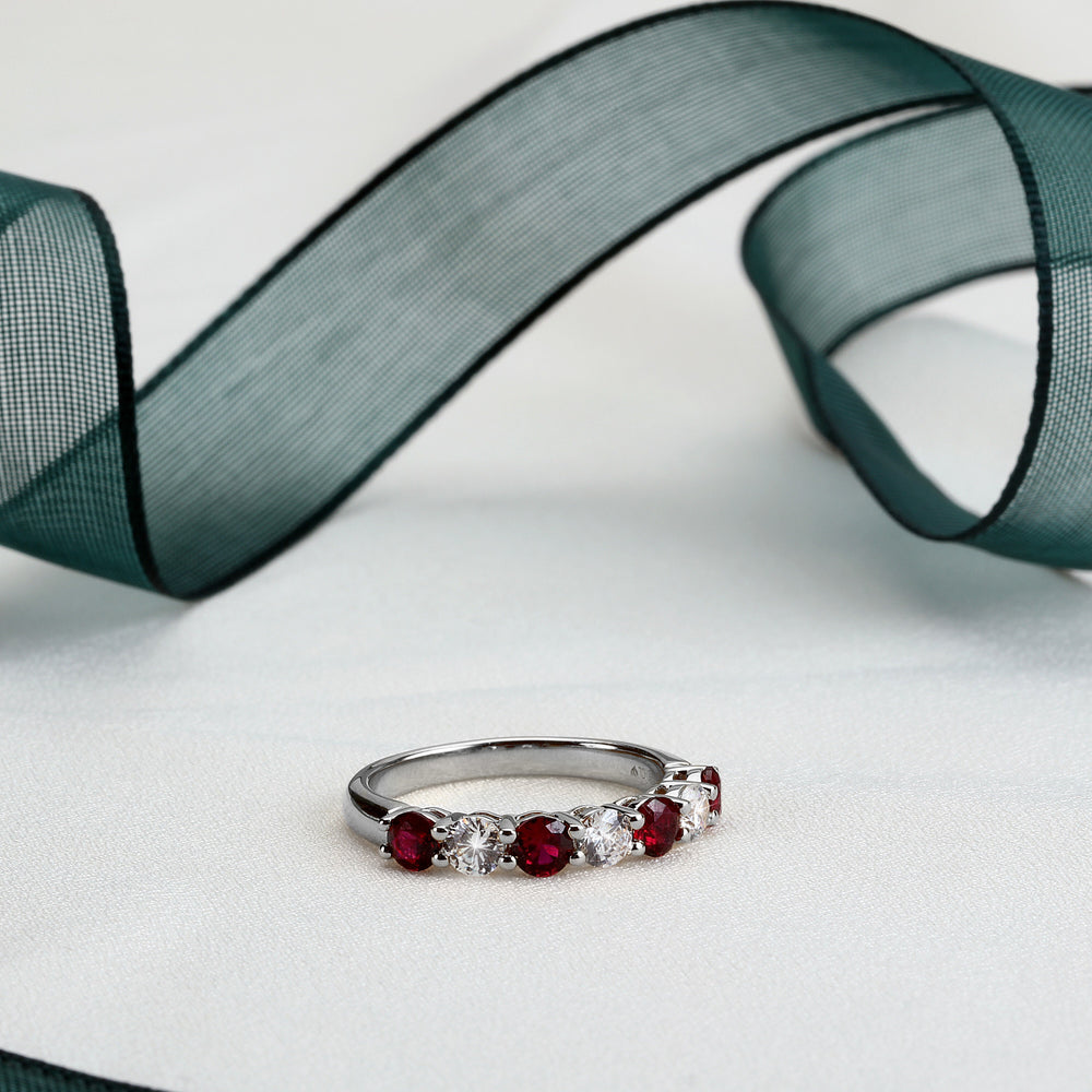 
                  
                    ANELLO DONNA LIVE DIAMOND LD08057009
                  
                