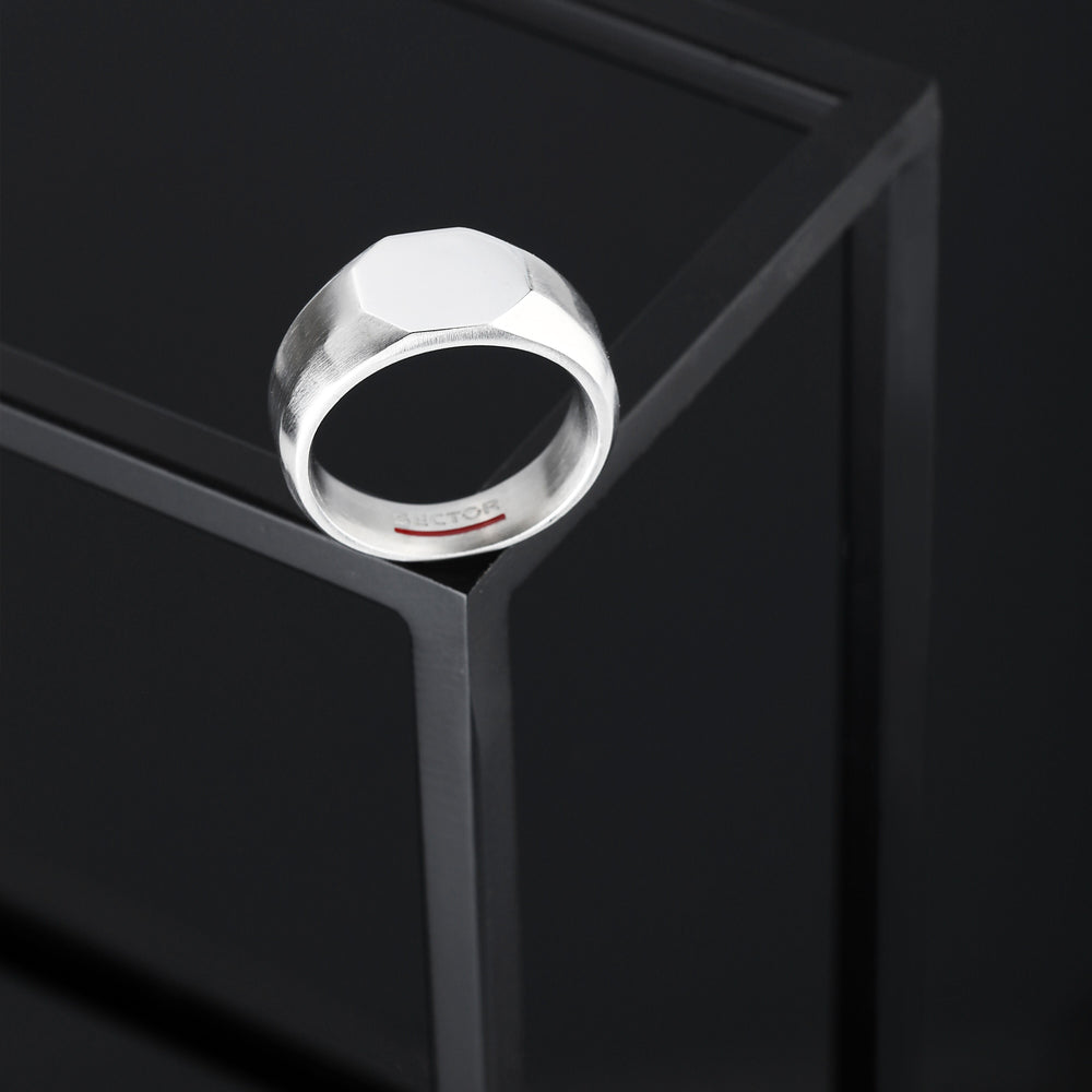 
                  
                    ANELLO UOMO SECTOR BASIC SZS86019
                  
                