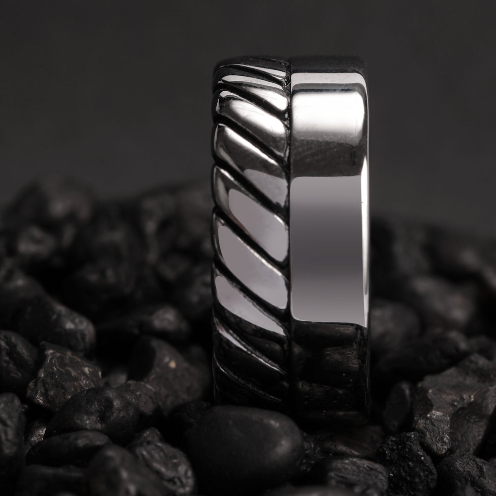 
                  
                    ANELLO UOMO SECTOR ROW SACX13019
                  
                