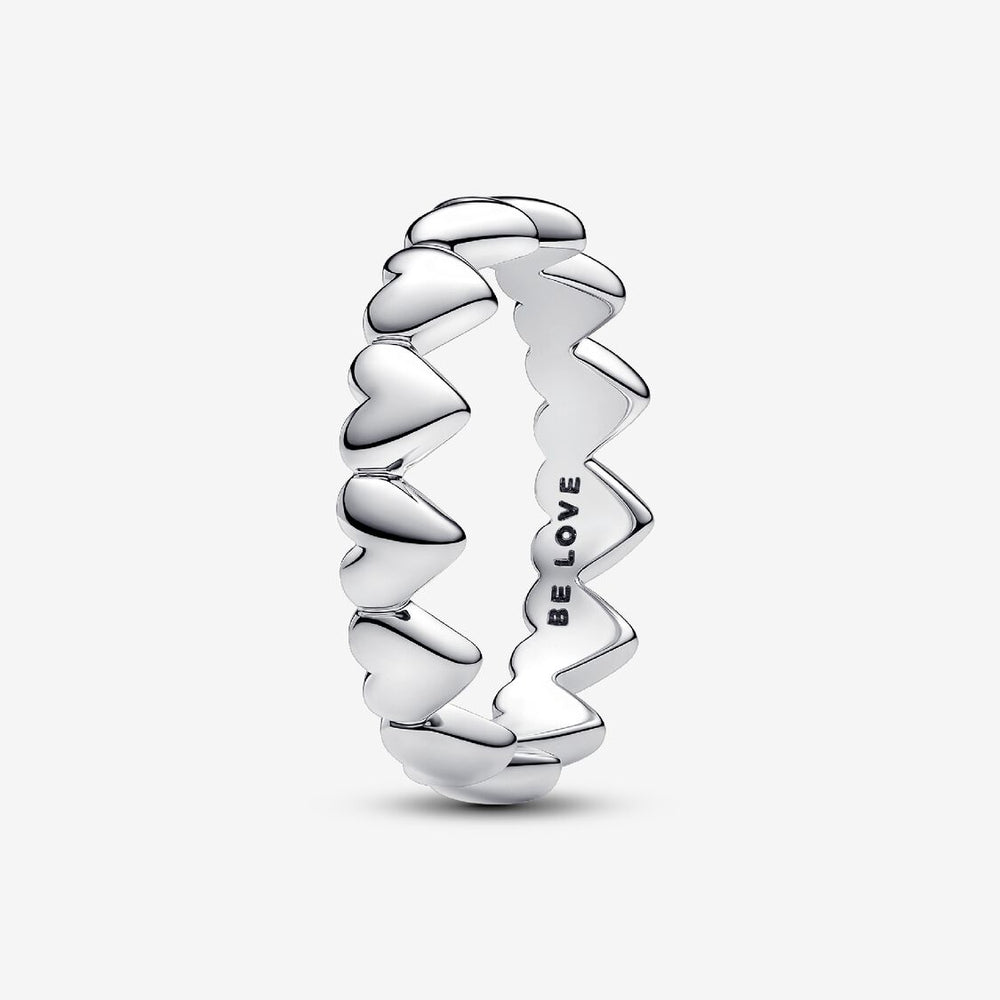 Anello Pandora Fascia a Cuori Be Love 193427C00