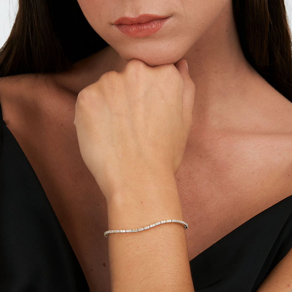
                  
                    BRACCIALE DONNA LIVE DIAMOND CLASSIC DIAMOND LDY150151
                  
                