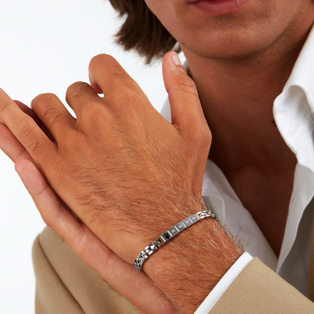 
                  
                    BRACCIALE UOMO MASERATI DIAMONDS JM423ATY19
                  
                
