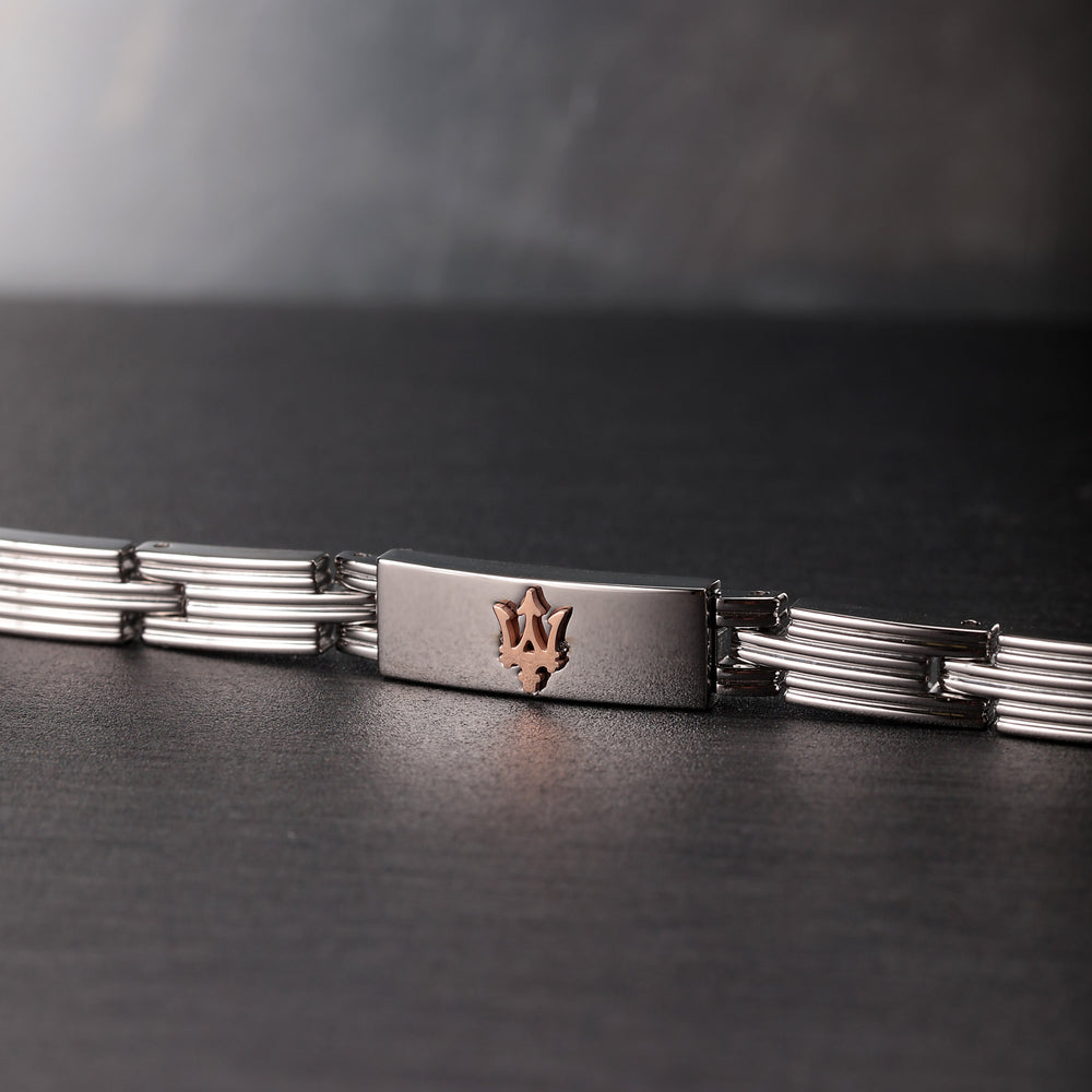 
                  
                    BRACCIALE UOMO MASERATI ICONIC JM121ATK12
                  
                
