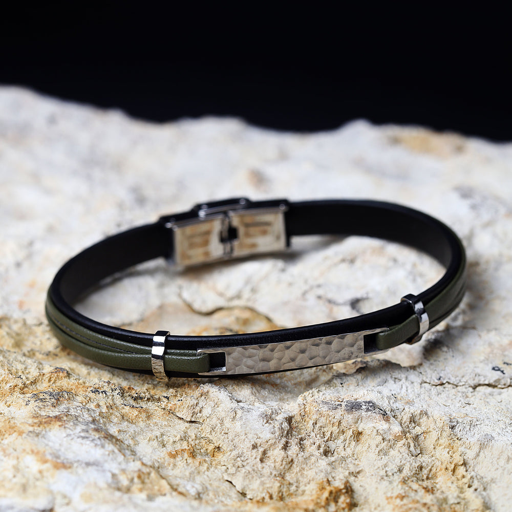
                  
                    BRACCIALE UOMO SECTOR BANDY SZV115
                  
                