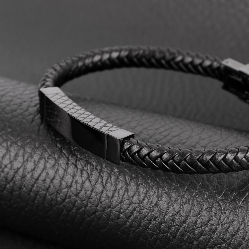 
                  
                    BRACCIALE UOMO SECTOR BANDY SZV51
                  
                