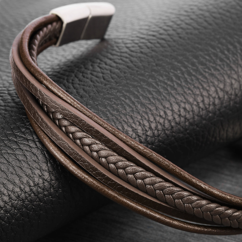 
                  
                    BRACCIALE UOMO SECTOR BANDY SZV79
                  
                