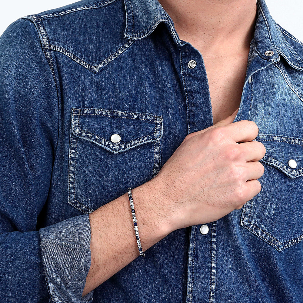 
                  
                    BRACCIALE UOMO SECTOR BASIC SZS98
                  
                