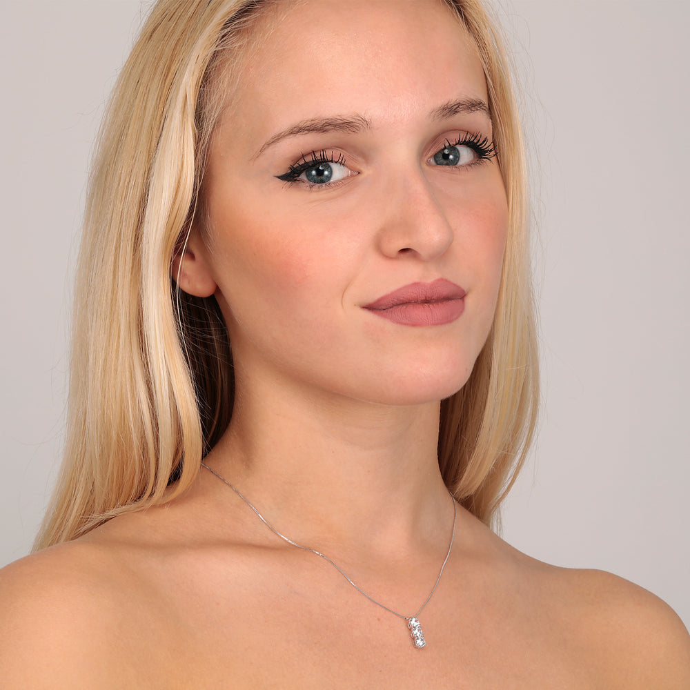 
                  
                    COLLANA DONNA LIVE DIAMOND LD12010I
                  
                