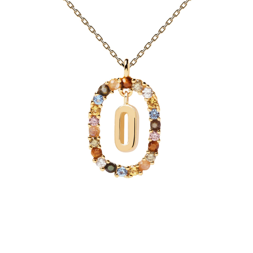 
                  
                    Collana con lettera O
                  
                