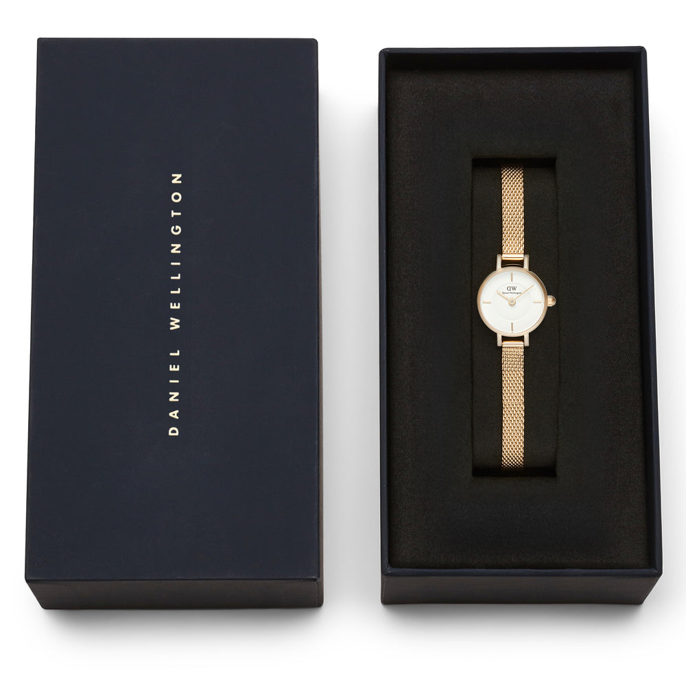 
                  
                    Orologio Daniel Wellington Petite Mini Evergold
                  
                