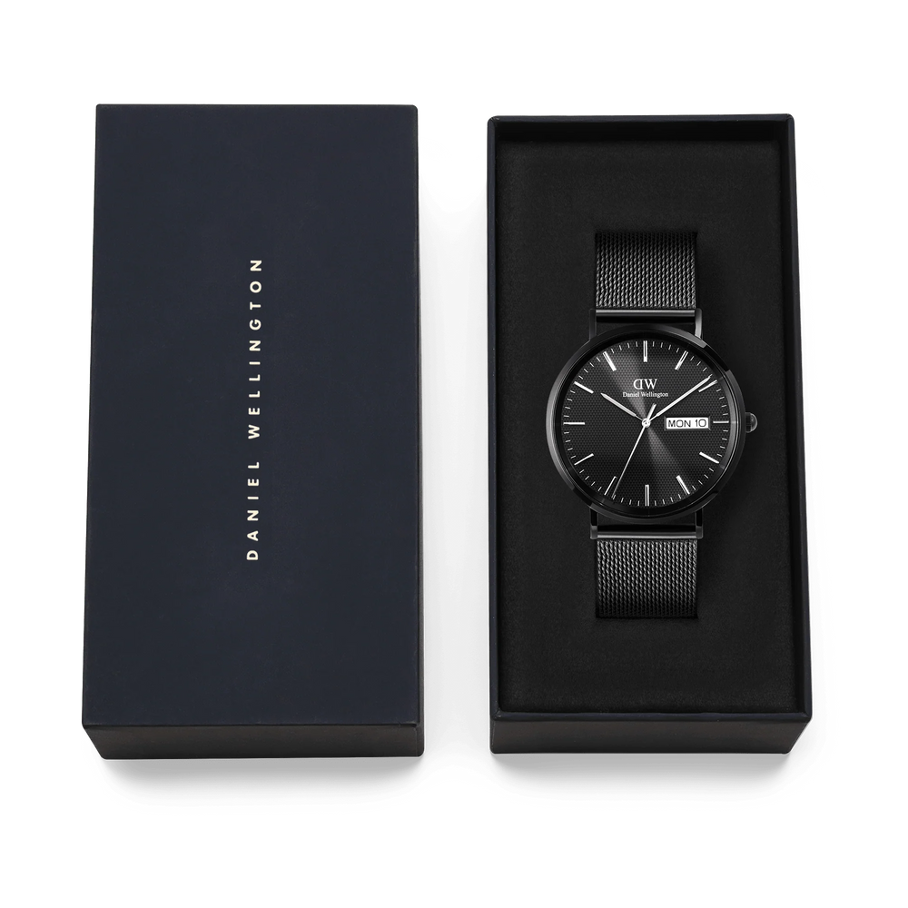 
                  
                    Orologio Daniel Wellington Classic Day Display DW00100831
                  
                