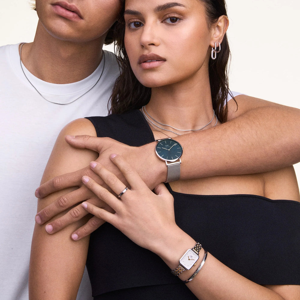 
                  
                    Bracciale Daniel Wellington Classic Cuff DW00400002
                  
                