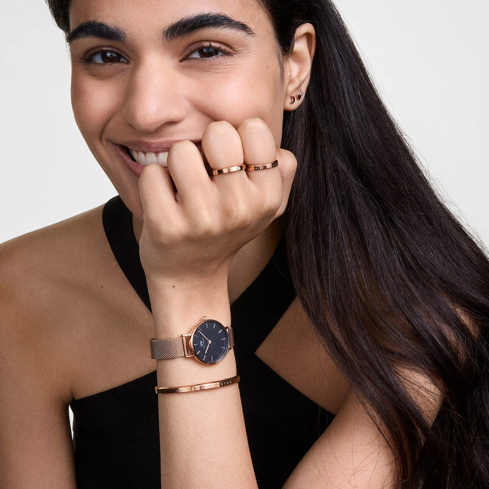 
                  
                    Bracciale Daniel Wellington Classic Cuff DW00400003
                  
                