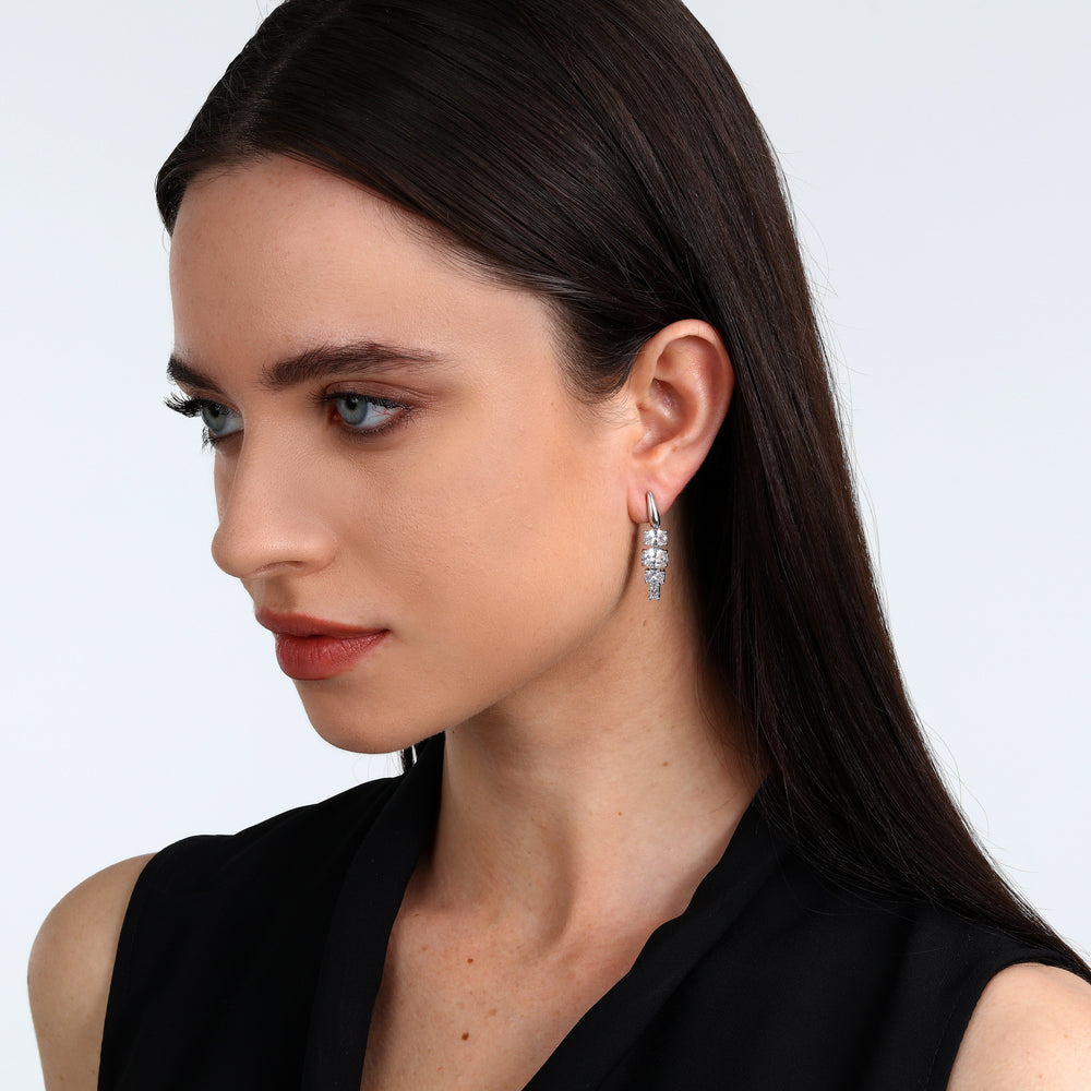 
                  
                    ORECCHINI DONNA MORELLATO COLORI SAVY12
                  
                