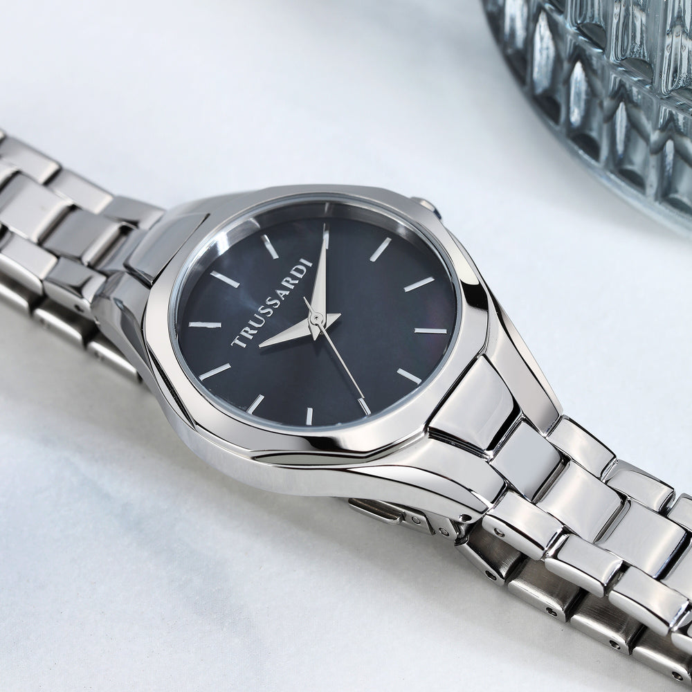 
                  
                    OROLOGIO DONNA TRUSSARDI METROPOLITAN R2453157511
                  
                
