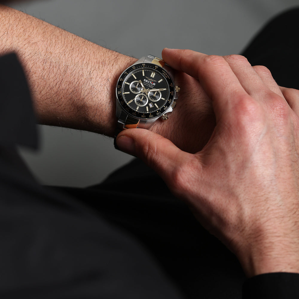 
                  
                    OROLOGIO UOMO SECTOR 230 R3273661047
                  
                