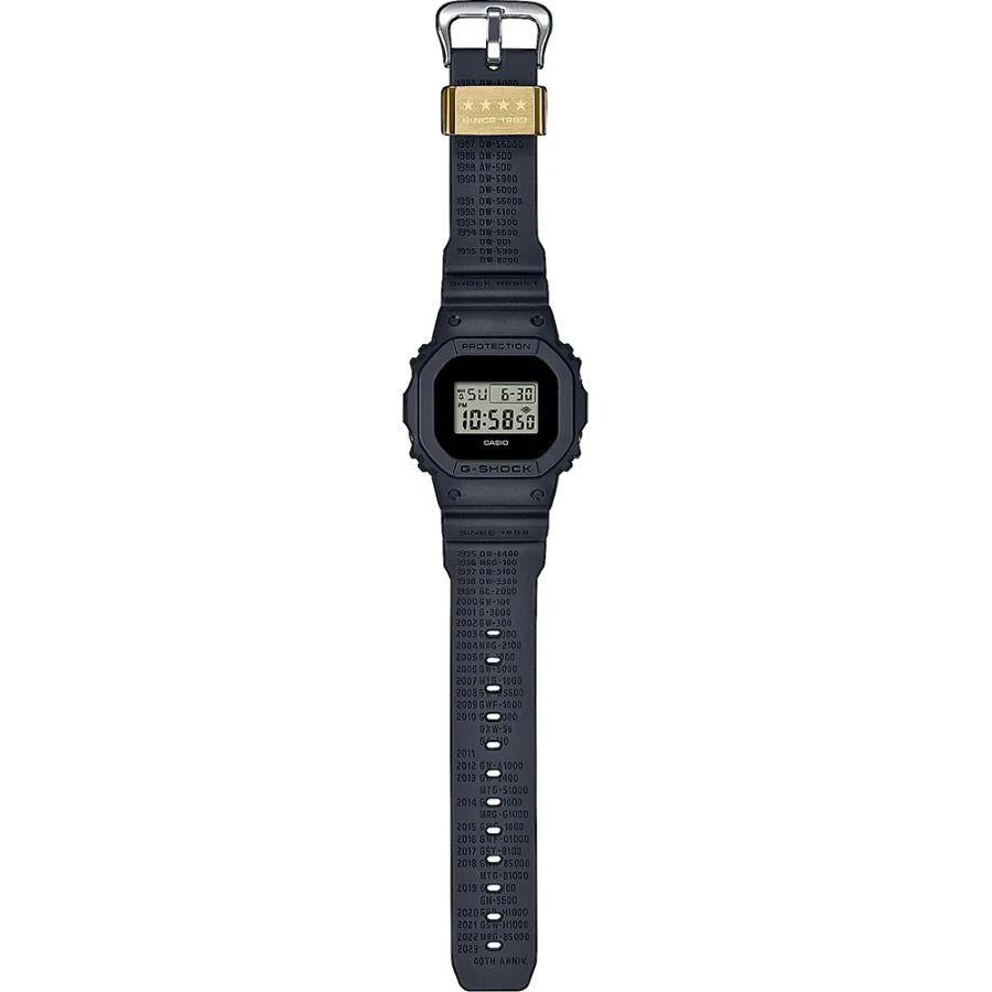 
                  
                    Orologio Casio DWE-5657RE-1ER
                  
                