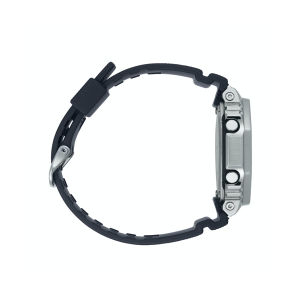 
                  
                    Orologio Casio GM-2100-1AER
                  
                