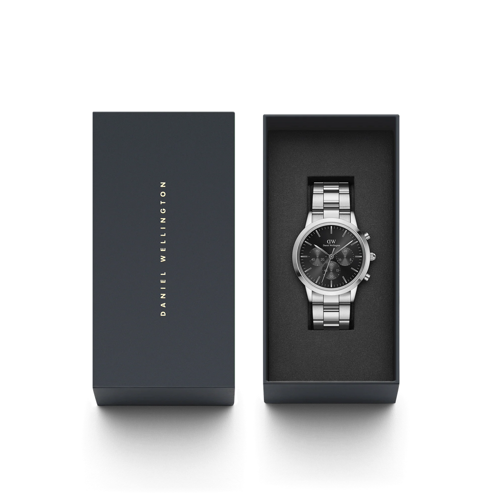 
                  
                    Orologio Daniel Wellington uomo Iconic Chronograph Link Onyx S DW00100645
                  
                