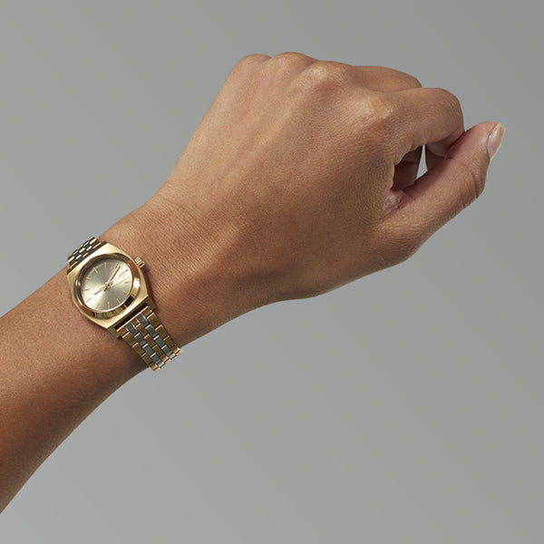 
                  
                    Orologio Nixon A399-5104
                  
                