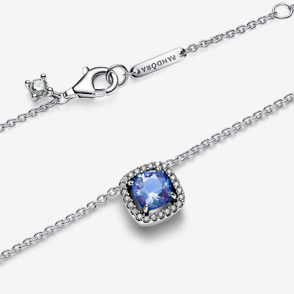 
                  
                    Pandora Collana Punto Luce Quadrato Blu 393560C01-45
                  
                