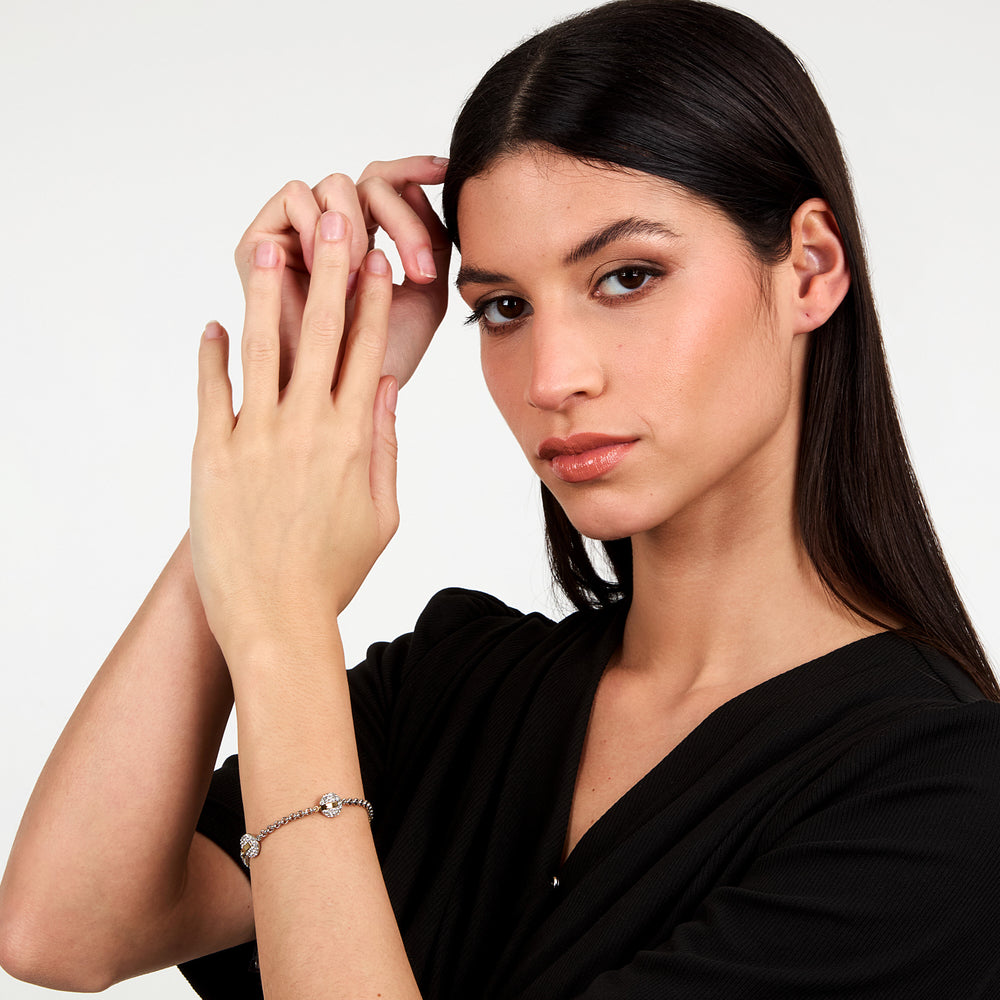 
                  
                    BRACCIALE DONNA TRUSSARDI T-ROUND TJAYF10
                  
                