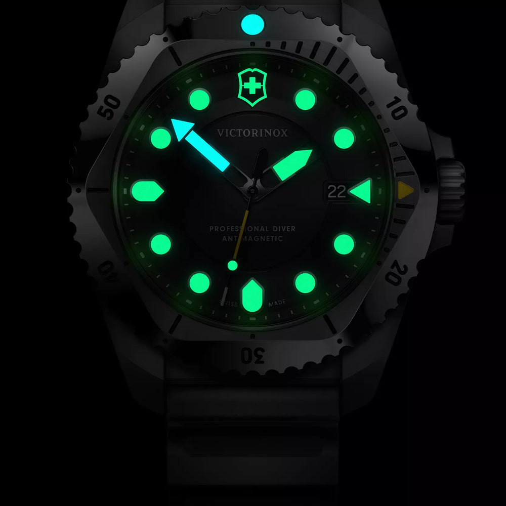 
                  
                    Orologio Victorinox Dive Pro Quartz - 241990-VICTORINOX-Eldorado Jewels
                  
                